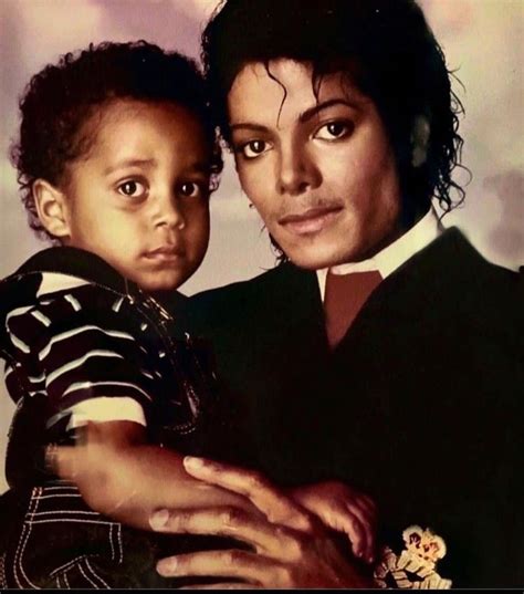 Michael With His Nephew Marlon Jr In 1984 In 2022 Michael Jackson