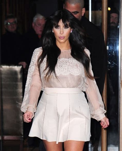 Tuesday Picture Snaps A 5 Month Pregnant Kim Kardashian Rocks 2