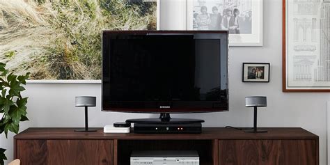 Maybe you would like to learn more about one of these? Smart TV has no Wi-Fi connection - TV repair in New York ...