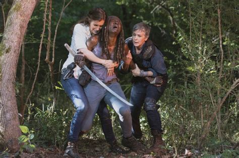 The Walking Dead Season 9 Episode 5 Saw End Of Lauren Cohans Maggie