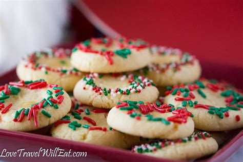 To this day, i have yet to tast a better cookie than hers. Mexican Butter Cookies (With images) | Butter cookies ...