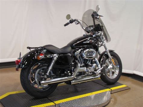 2011 Harley Davidson® Xl1200c Sportster® 1200 Custom Black