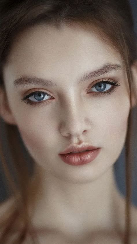 1080x1920 Blue Eyes Girls Model Hd Portrait Depth Of Field For