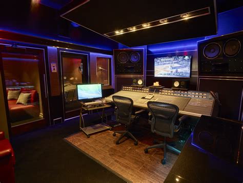 Paramount Studio X