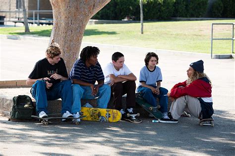 Review “mid90s” Is A Personal Ode To 90s Skate Culture Daily Trojan