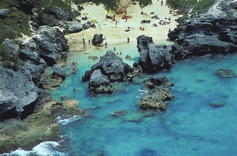 Hidden Beach On Bermuda Photograph By Carl Purcell Pixels