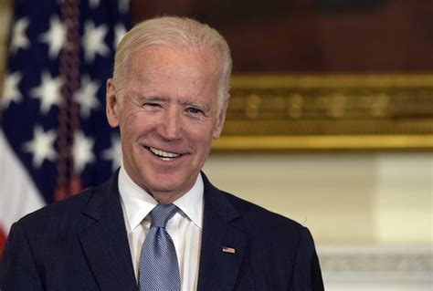 Joe Bidens Search For Running Mate Is Down To Final Four Elizabeth