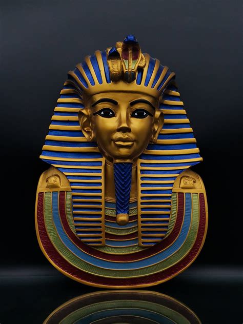 Egyptian Pharaoh King Tut Bust Statue Tutankhamun Figurine In Bronze
