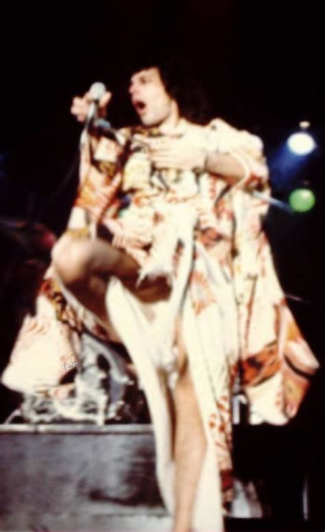 Freddie Mercury Live At Budokan 🇯🇵 1975 Freddie Mercury Glam Rock