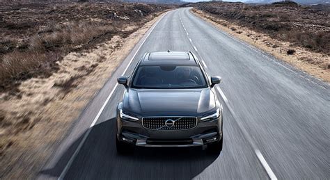 2017 Volvo V90 Cross Country Front Car Hd Wallpaper Peakpx