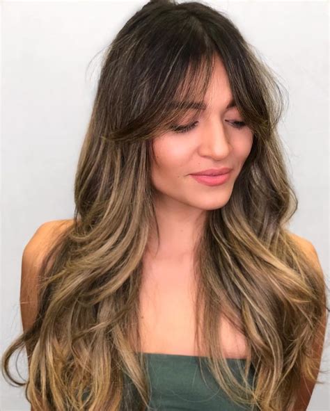 Everyone tiktok influencer is getting the exact same style of fall haircut — proving that now may be the perfect time to get bangs. Pin on Hair and makeup