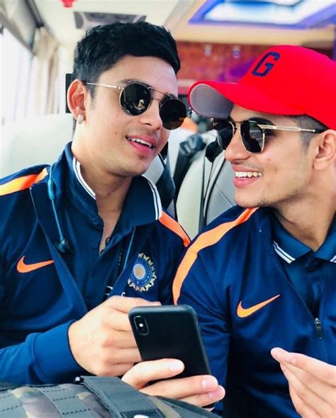 Shubman gill is the latest prodigy of india's familial batting production line. Shubman Gill Family Background : 10 Interesting Facts That ...