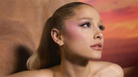 Ariana Grande Revela Tres Canciones De Su Próximo álbum “eternal Sunshine”
