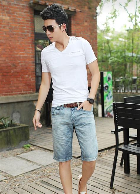 夏季男生牛仔短裤搭配 衣柜里不可少的单品 达人家族