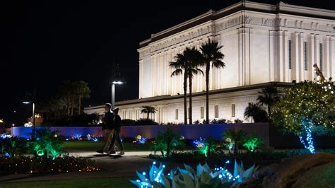 mesa temple christmas lights 2022 holiday display is back