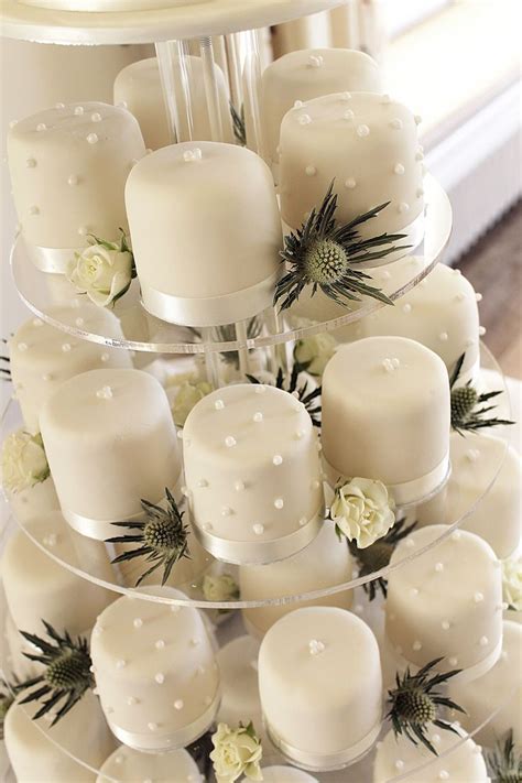 33 Mini Wedding Cake Ideas To Surprise Your Guests Weddinginclude