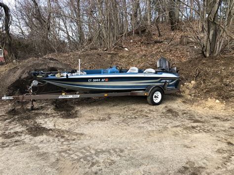 Did i see that correctly that champion is now gone completely? 1986 start 16 foot bass boat for Sale in Clinton, CT - OfferUp