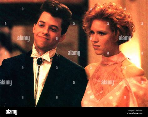 Pretty In Pink 1986 Jon Cryer Molly Ringwald Pip 002foh Stock Photo