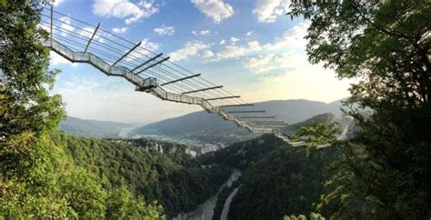 The Terrifying Skybridge Is The Longest Suspension Bridge In Russia Metro News