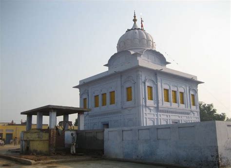Chabhal kalan in gurmukhi ਝਬਾਲ ਕਲਾਂ is a village in the tarn taran district of punjab, india and is located 13 miles away from amritsar city. Gurdwara Sri Bibi Viro | Discover Sikhism