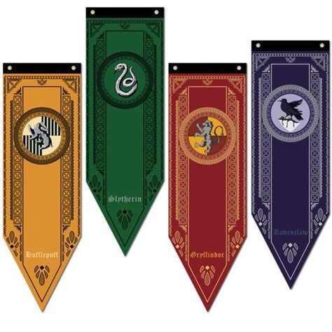 1x Harry Potter Gryffindor Slytherin Ravenclaw Hogwarts House Flags