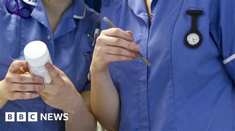 More Uk Nurses And Midwives Leaving Than Joining Profession