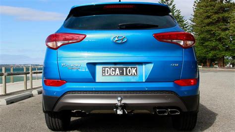 The 2017 hyundai tucson claims one of the top spots in our compact suv rankings. Hyundai Tucson Highlander CRDi diesel auto 2017 review ...