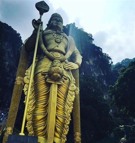 Batu kawan murugan temple with love! Batu Caves Murugan Temple, Malaysia