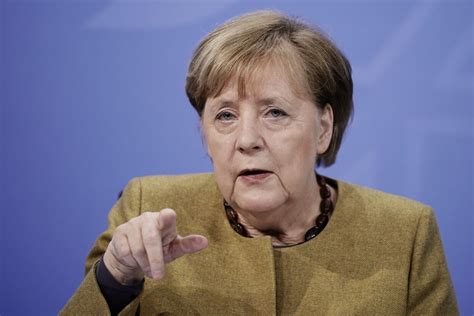 Merkel I Stærk Modvind Forsvarer Eu Strategi For Vacciner Bt Udland