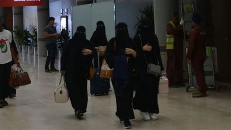 Saudi Arabia Allows Women To Travel Independently Ceylon Independent