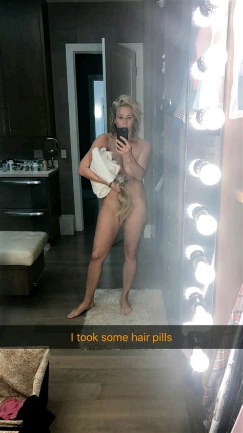 Chelsea Handler Naked Photo Thefappening