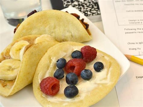 Easy Snacks Kids Can Make Themselves Fruit Tacos
