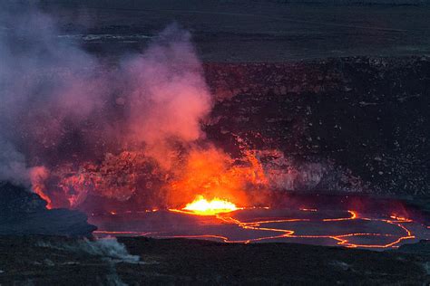 Halemaumau Crater Lava Lake Photograph By Gary Miyata