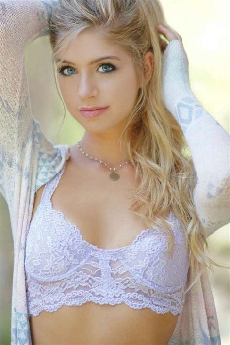 Pin En Alexandria Deberry