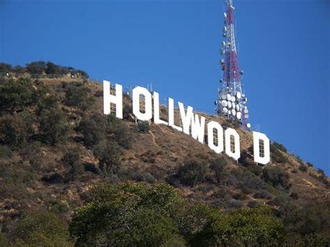 Lots Of Visitors To La Want To Take A Picture Of The Famous Hollywood