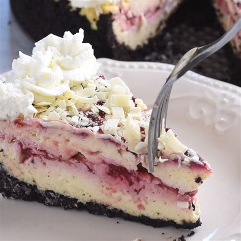 The best dessert recipe i've ever tasted! Olive Garden White Chocolate Raspberry Cheesecake | Recipe ...