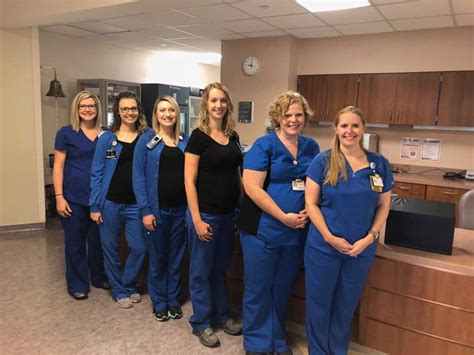 ‘truly A Remarkable Experience 6 Nurses Working In Same Hospital Unit