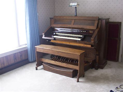 1880 Hinners Full Console Reed Organ