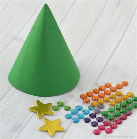Paper Cone Christmas Tree Kid Craft The Resourceful Mama 幼稚園のクリスマス