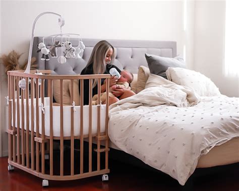 How To Co Sleep With Your Newborn Baby As Safely As Possible Babybay