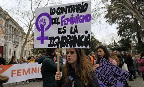 Feministas De Podemos Suscriben Un Manifiesto En Contra Del Borrador De