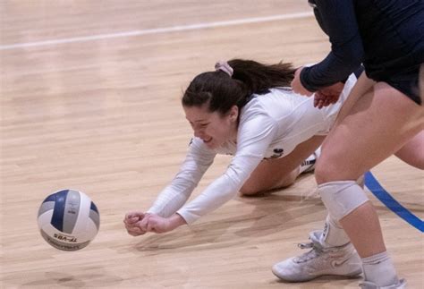 Girls Volleyball Marin Catholic Comes Up Short At State