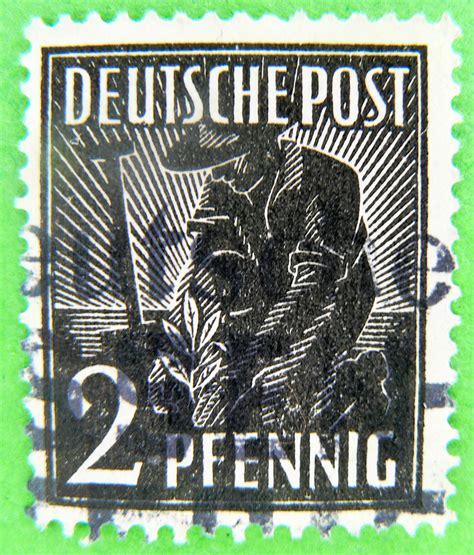 Ab februar stempelt die deutsche post ausschließlich in blau. +Deutsche Post Briefmarke 1947 - Deutsche Post Briefmarken / Deutsche post is one of the world's ...