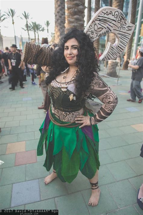 Please subscribe for more diys. Pin auf DIY Maui Costume Ideas
