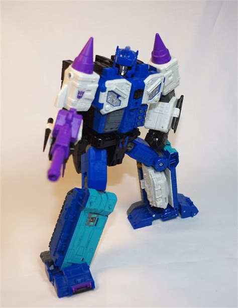 Review Transformers Titans Return Overlord