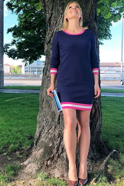 💙 Ina Dietz Beautiful German Tv Host Sat1 Strumpfhosen Outfit Sexy Beine Strumpfhosenbeine