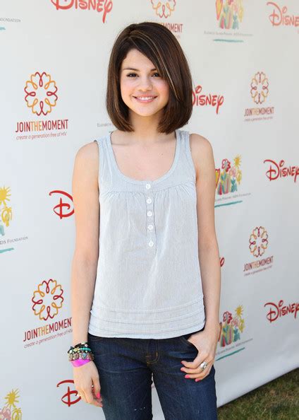 Best Cool Hairstyles Selena Gomez Hairstyles Bob