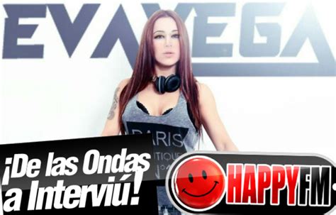 Eva Vega Una Locutora De Radio Portada De Interviú Happy Fm El Mundo