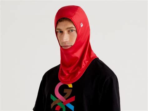 لن تتوقع سعره حجاب للرجال يثير الجدل على مواقع التواصل الاجتماعي
