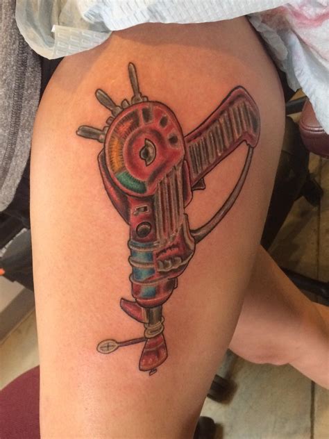 Fresh Ray Gun Tattoo From Cod By Brandon Pearce Foolish Pride Tattoo